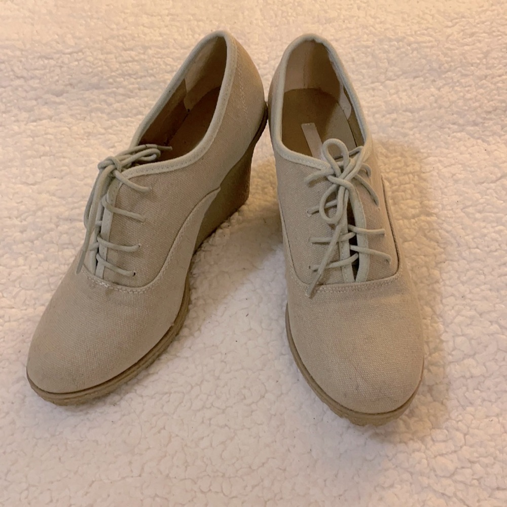 Cooperative Urban Outfitters Wedge Oxford Size 8 - Picture 2 of 10
